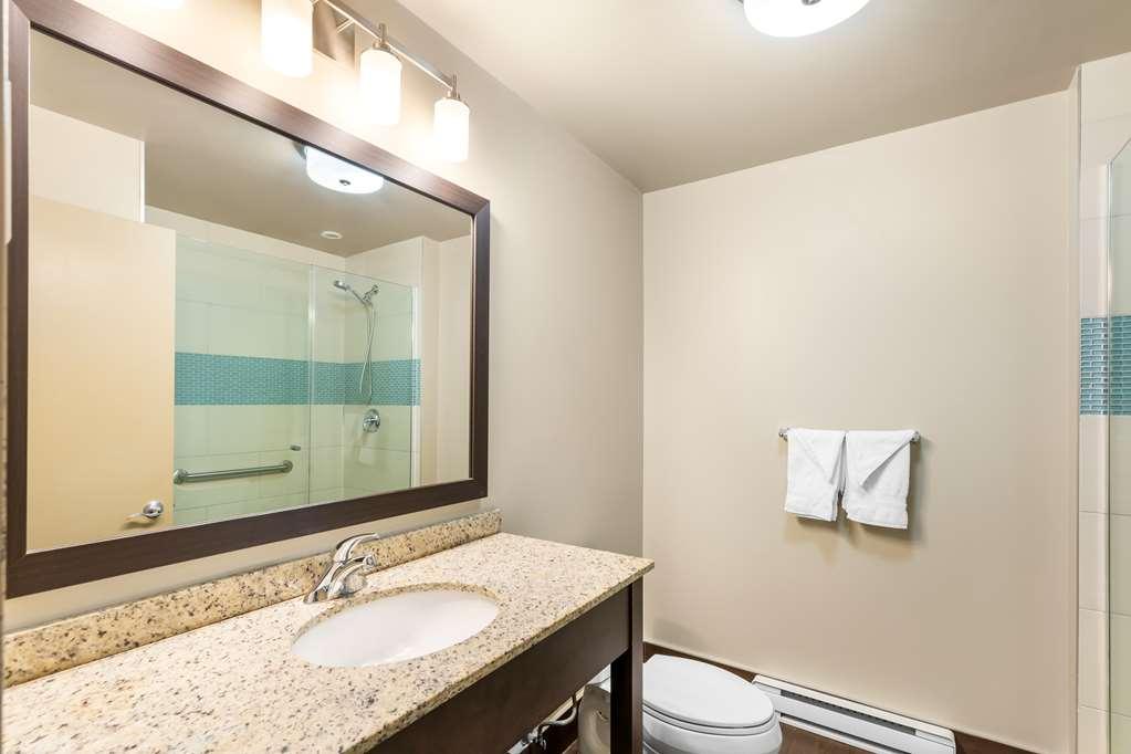 Best Western Plus Hotel Montreal Hotel