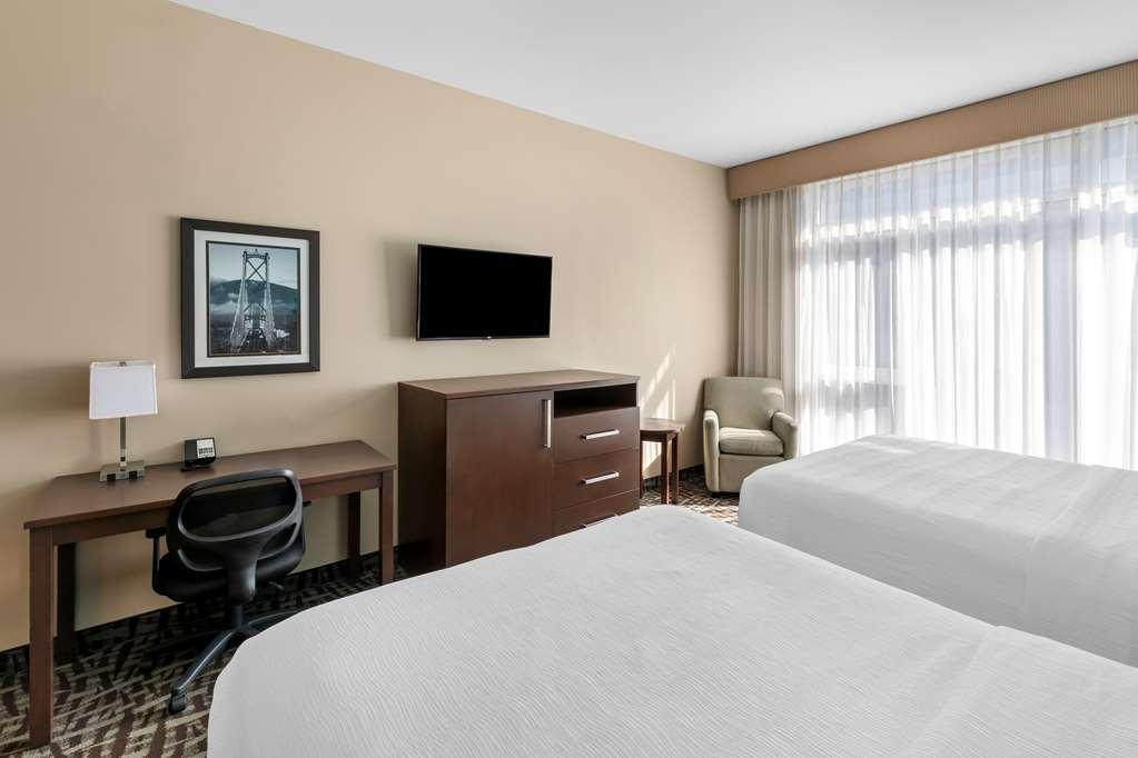 Best Western Plus Hotel Montreal Montreal