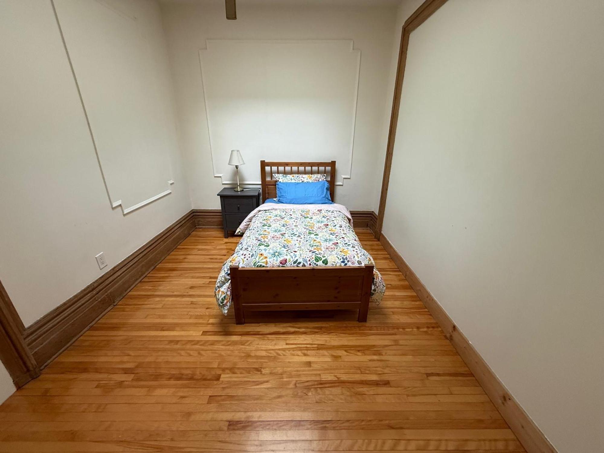 Beautiful 2 Story House Holiday home Montreal