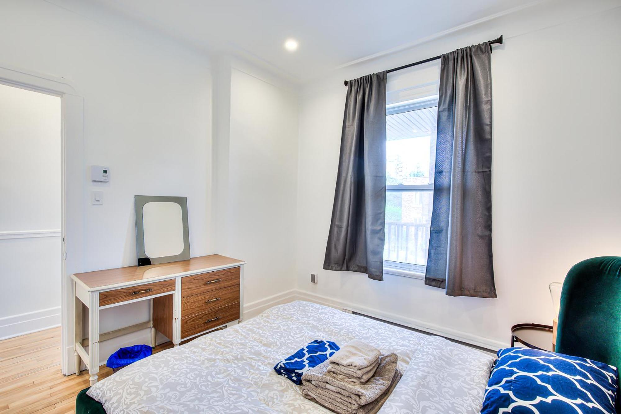 Apartment Vacation & Attractions By Downtown & Plateau