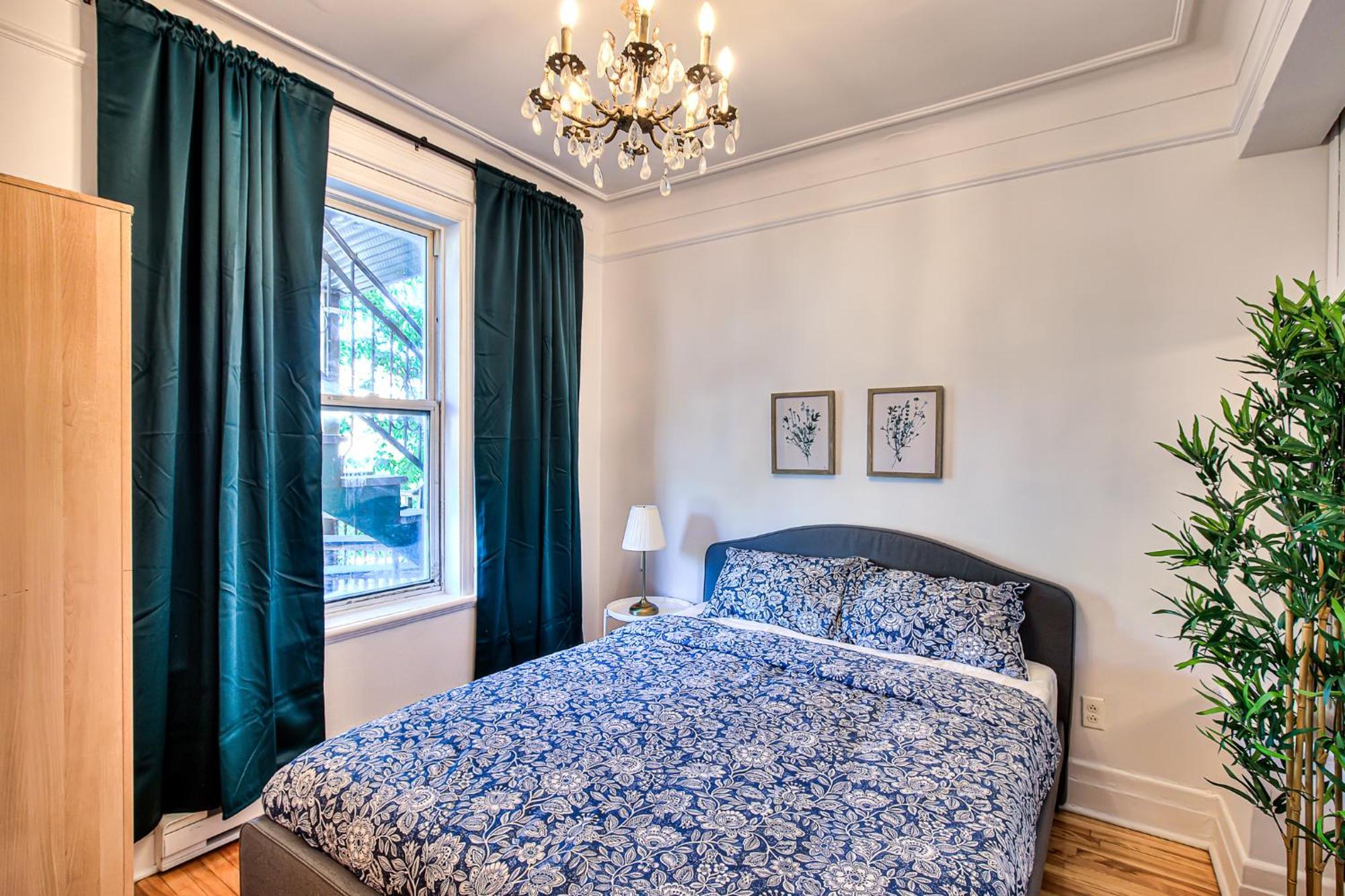 Apartment Vacation & Attractions By Downtown & Plateau *