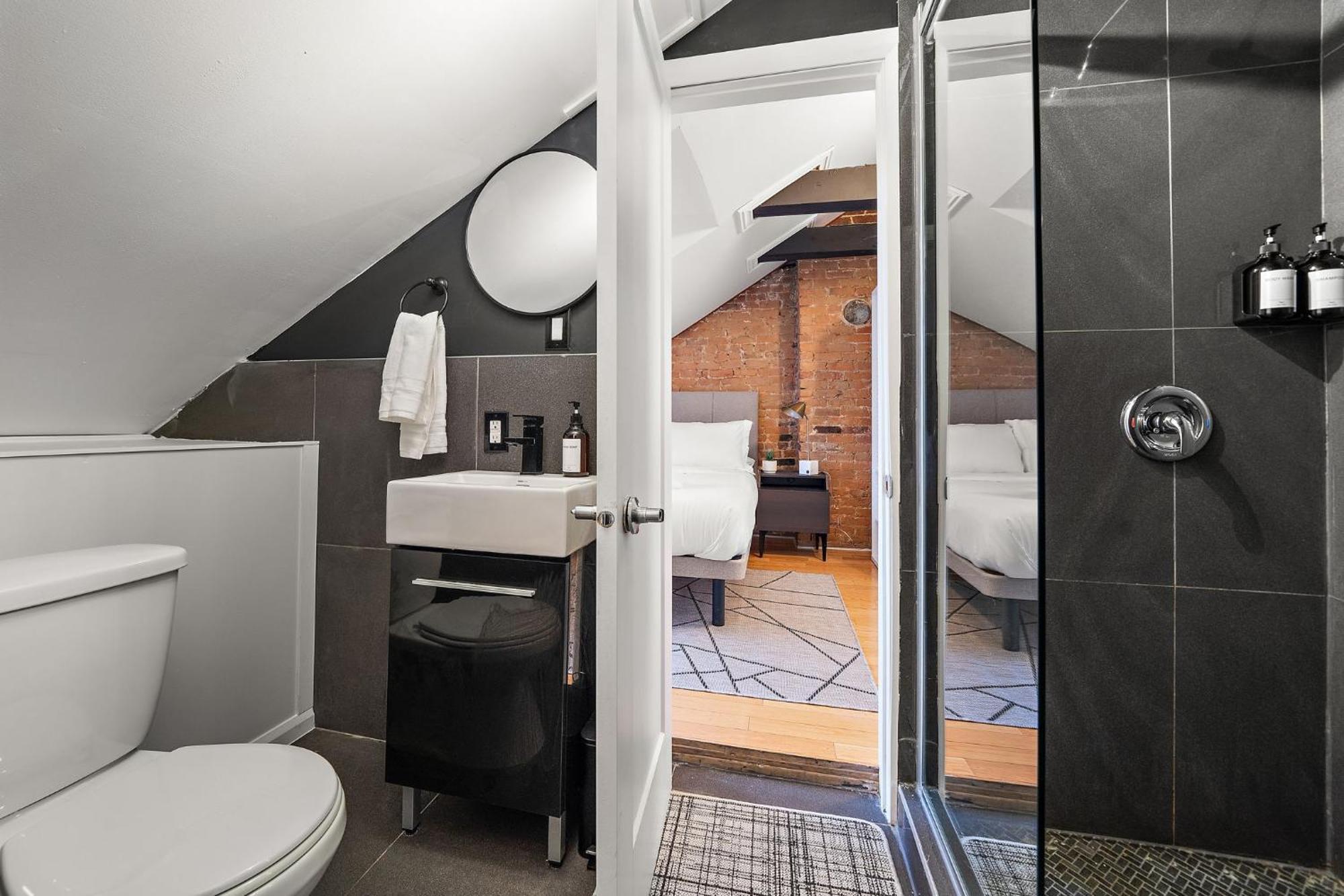 Apartment The Ontario Loft