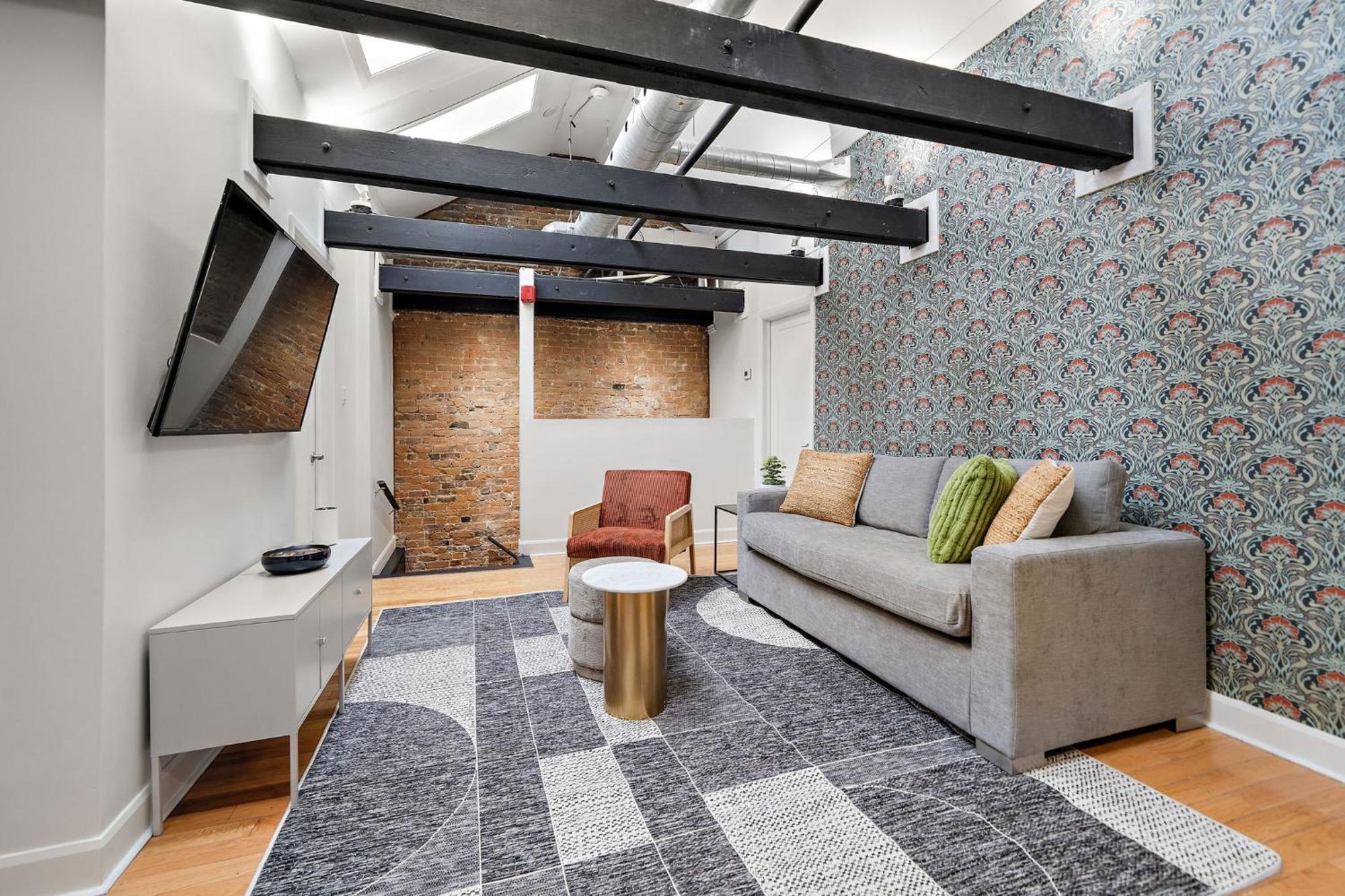 The Ontario Loft * Montreal
