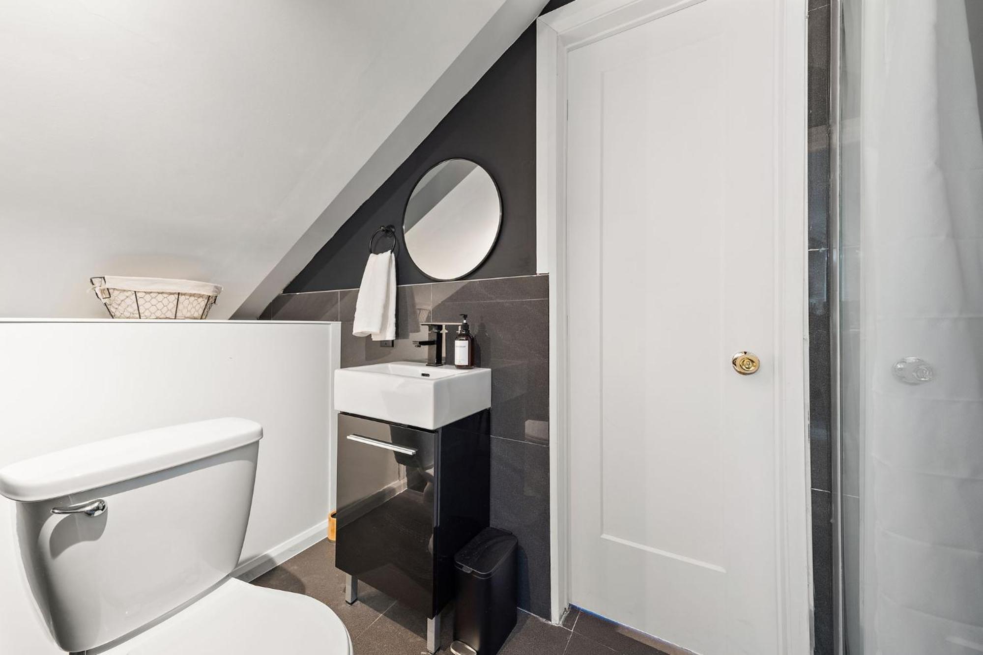 The Ontario Loft * Montreal