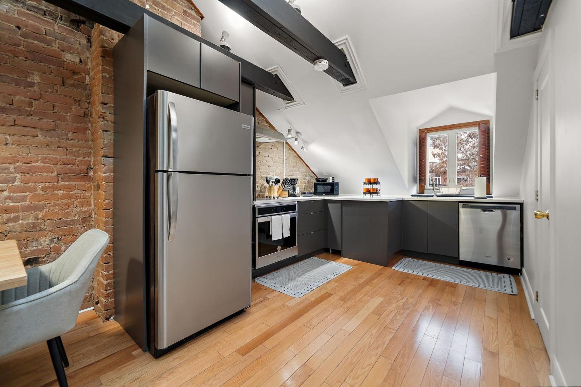 Apartment The Ontario Loft *