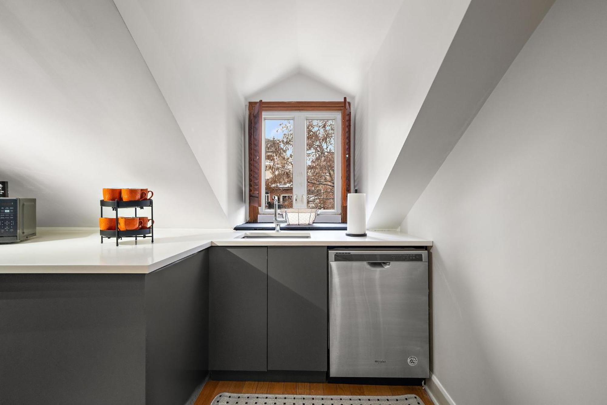 Apartment The Ontario Loft *