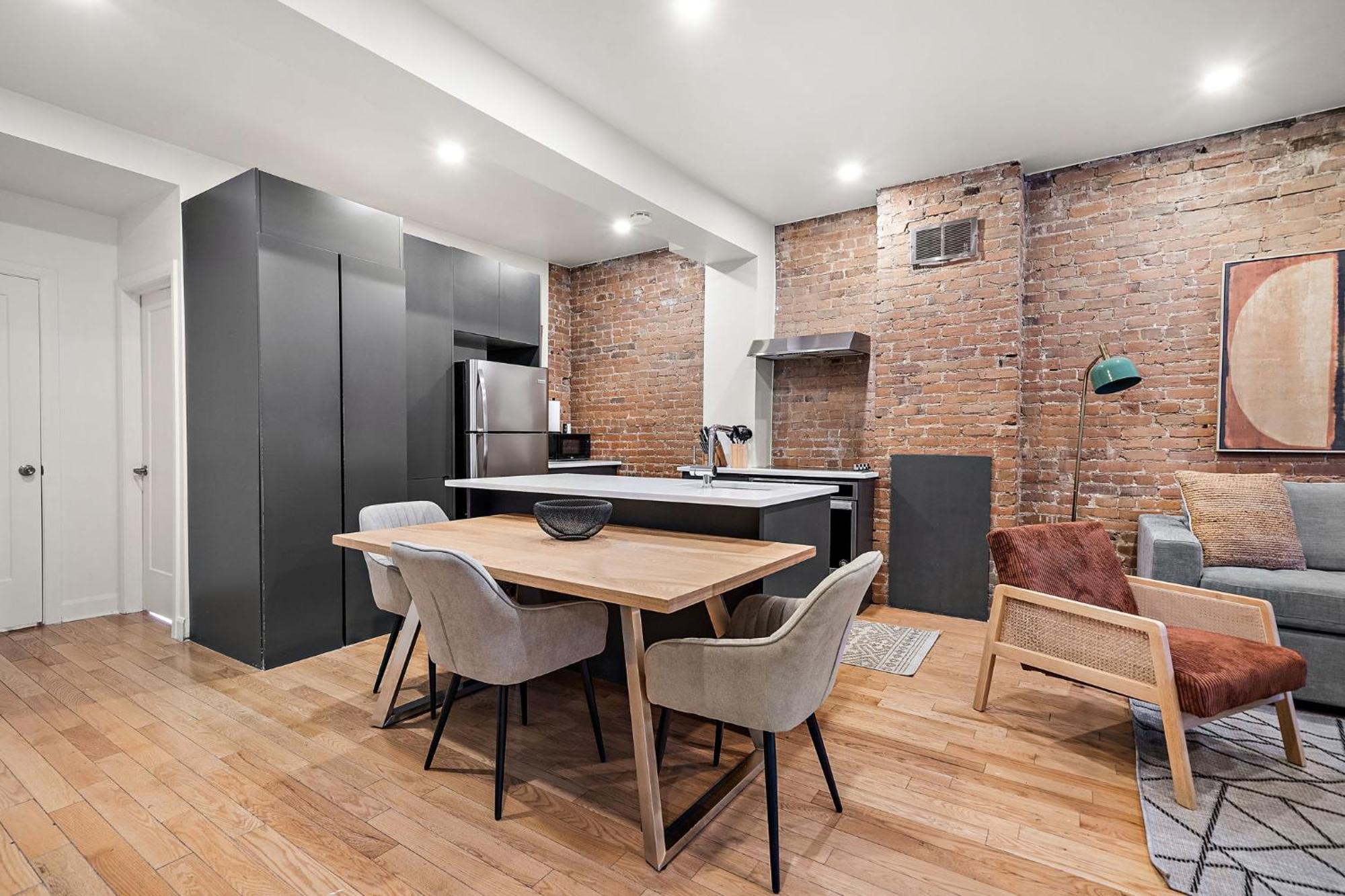 The Ontario Loft Apartment Montreal