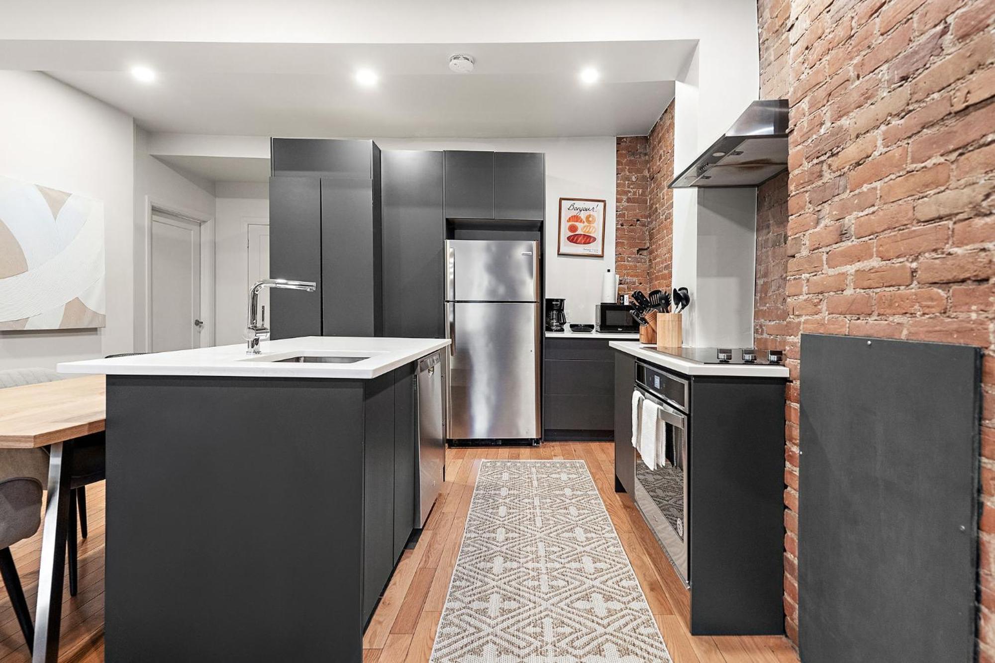 The Ontario Loft Apartment *
