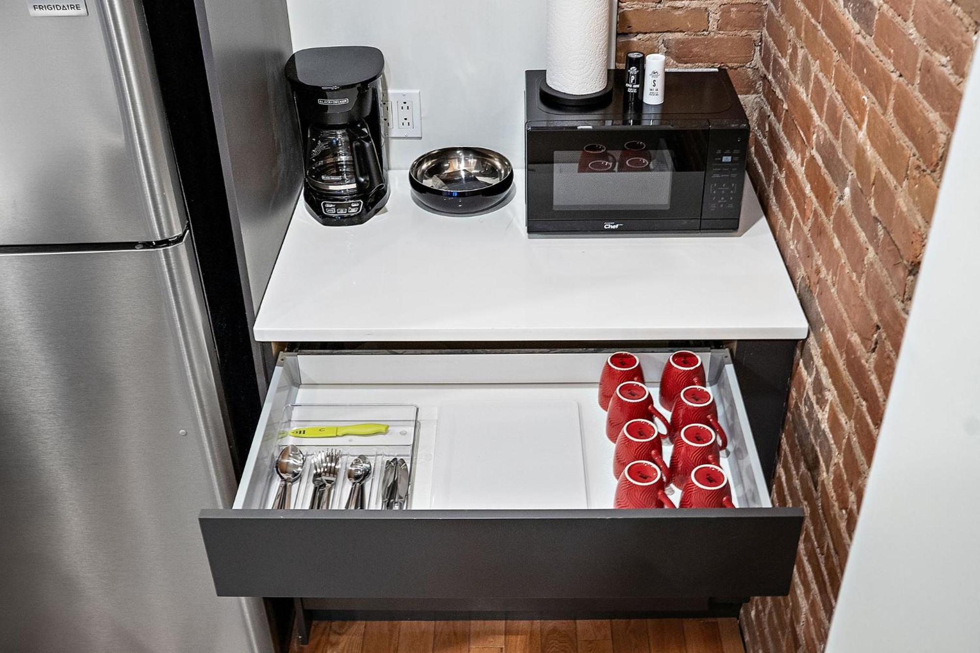 The Ontario Loft Apartment