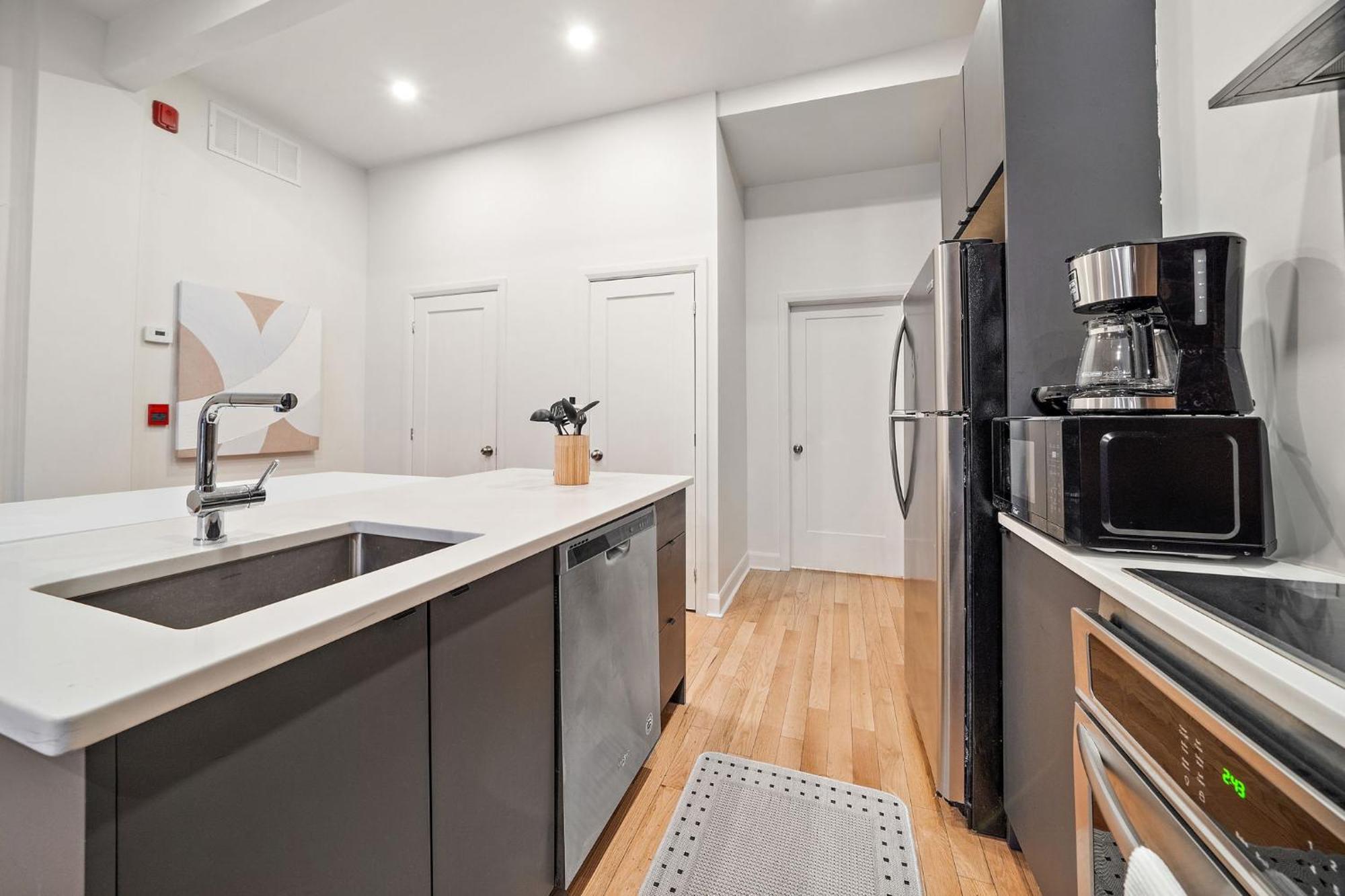 The Ontario Loft Apartment Montreal