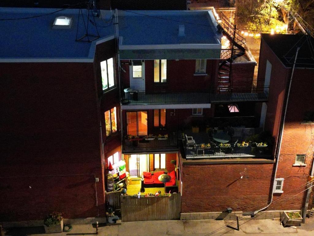 Pvt Hostel *