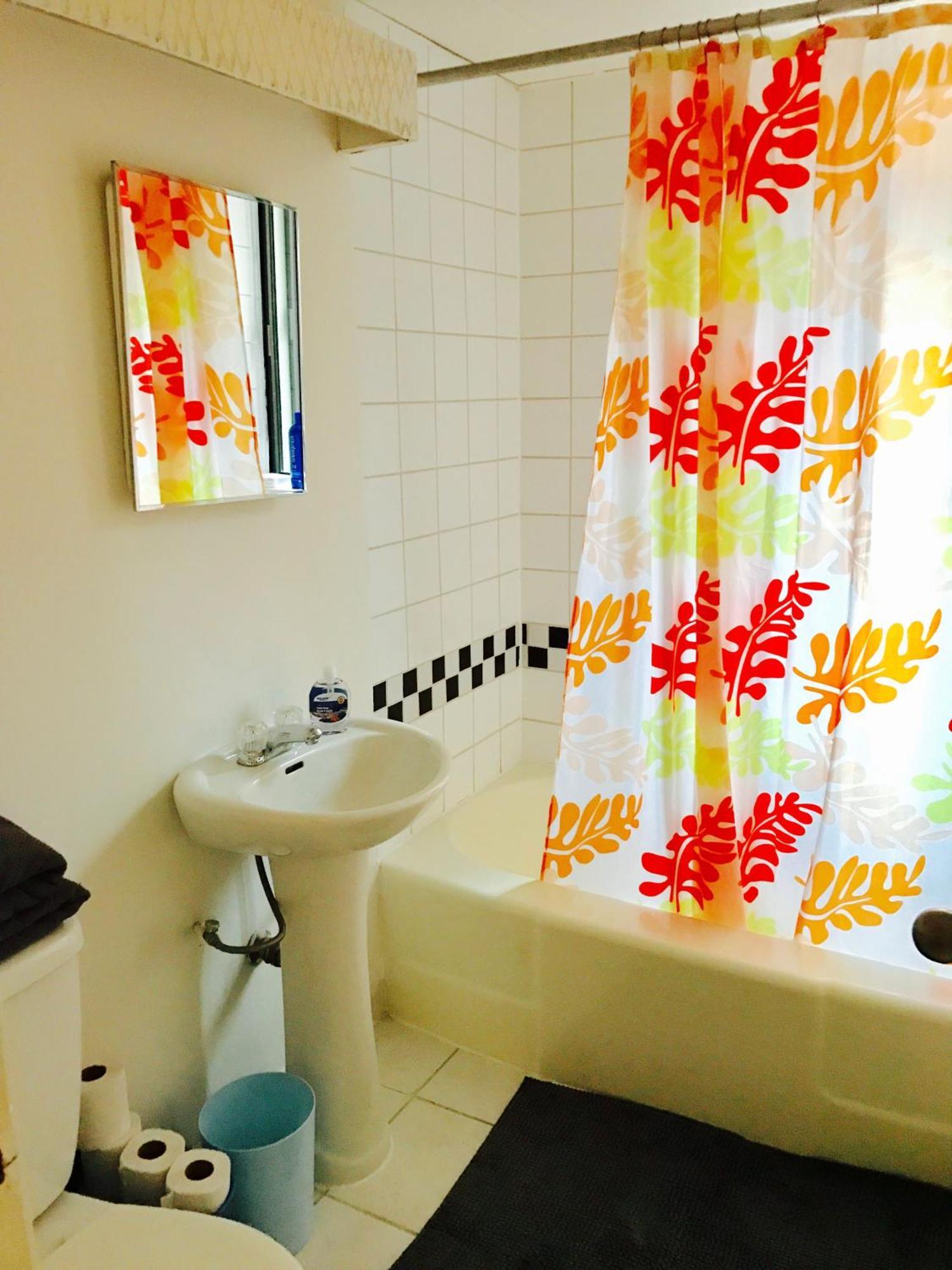 Apartment Stylish Comfortable In The Golden Square Mile Montreal