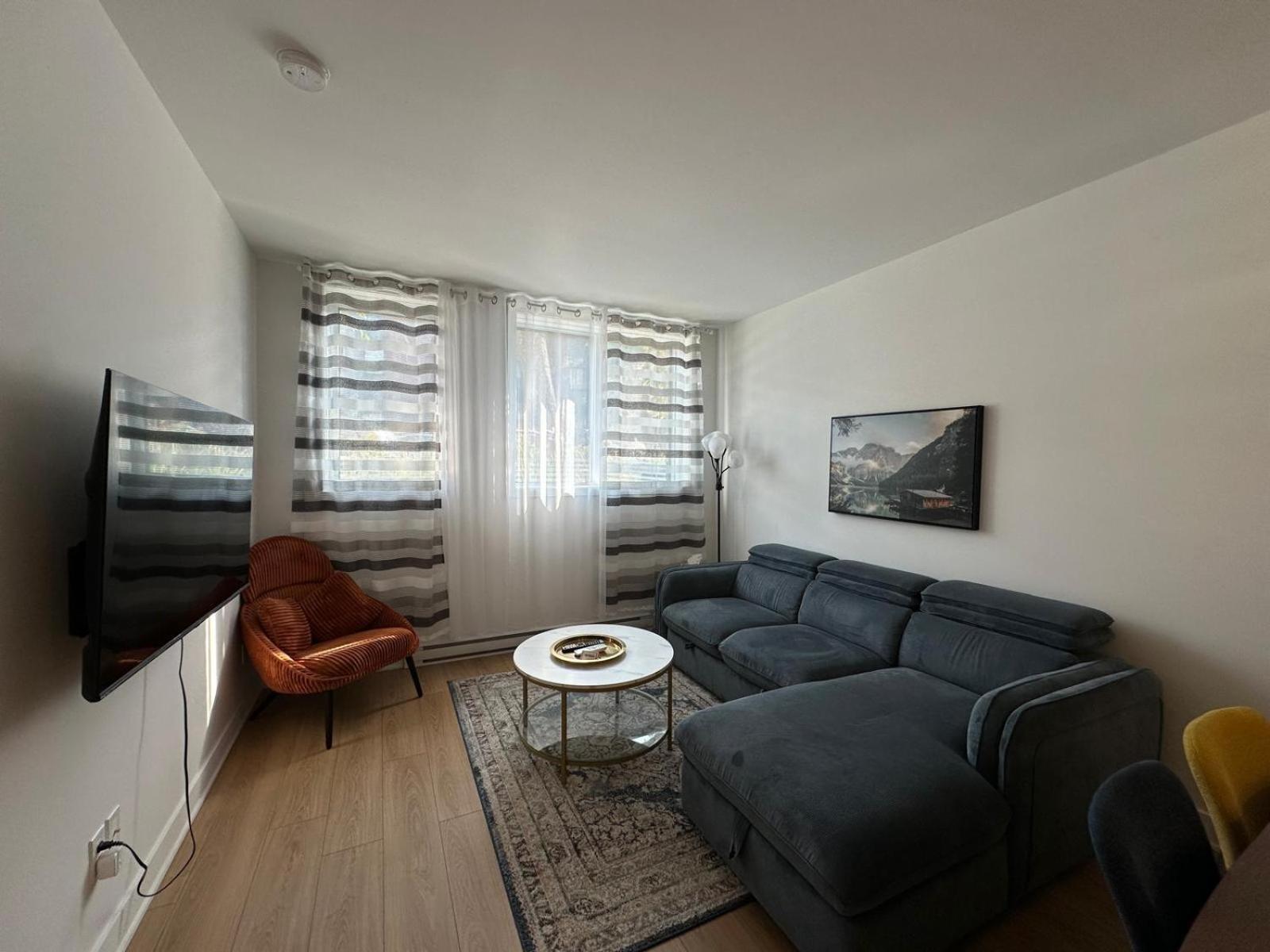 Beautiful & New! Renovated For Your Style Comfort Apartment *