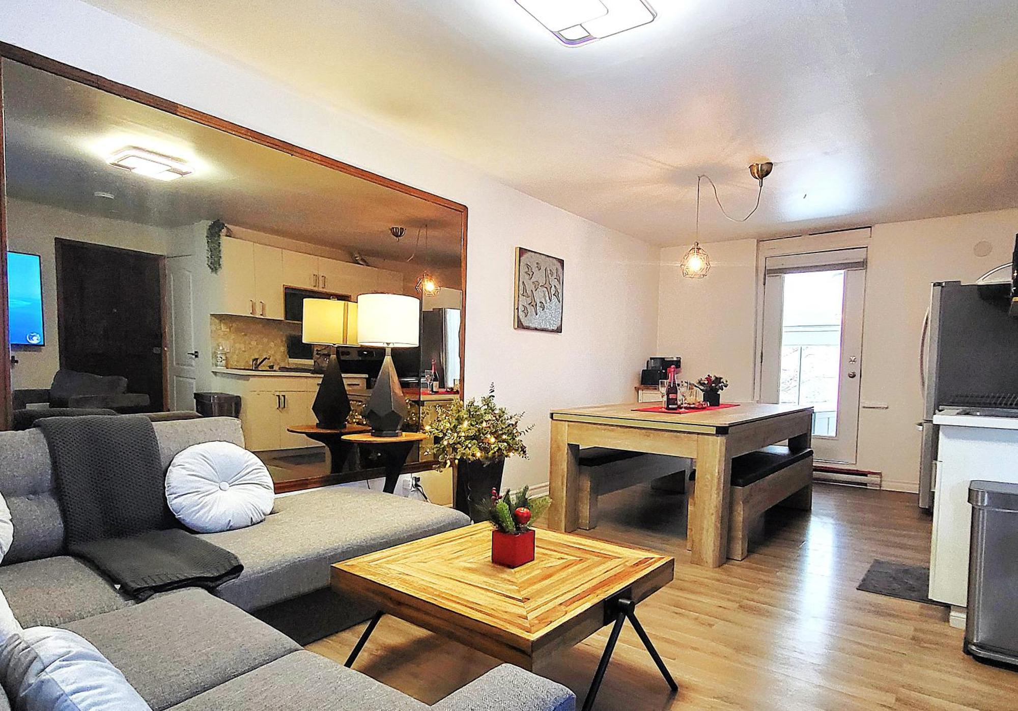 Stunning 3br Apartment, Free Parking, Apartment