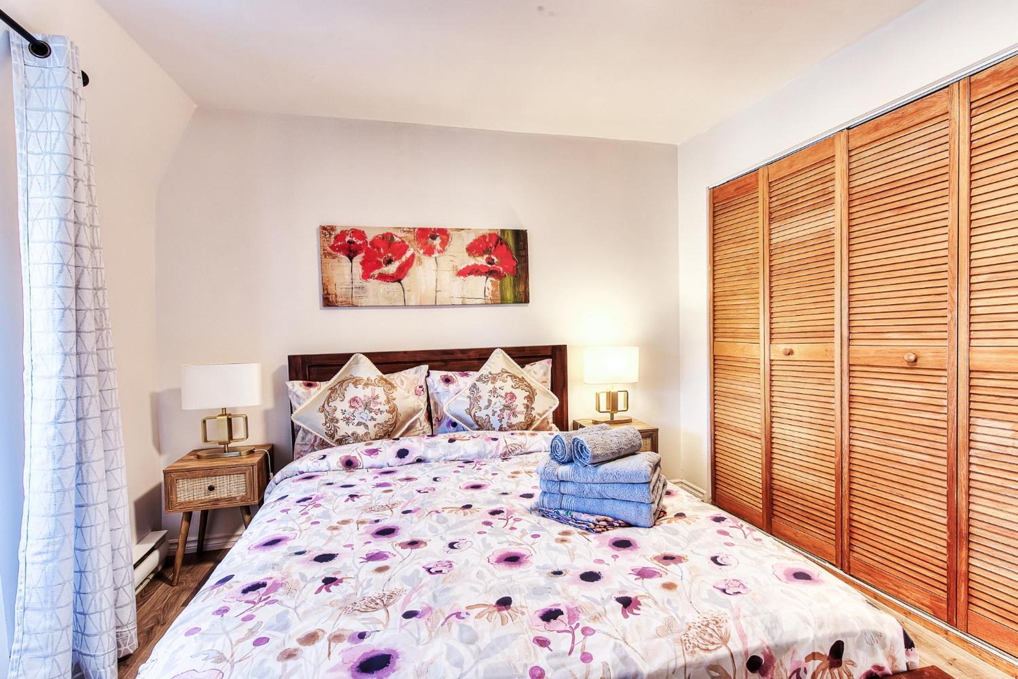 Apartment Stunning 3br Apartment, Free Parking, *