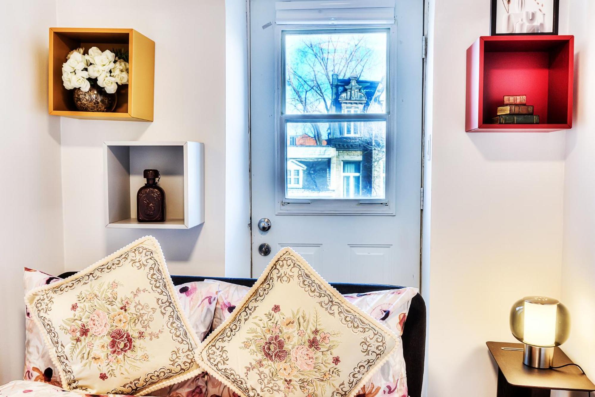 Apartment Stunning 3br Apartment, Free Parking, Montreal