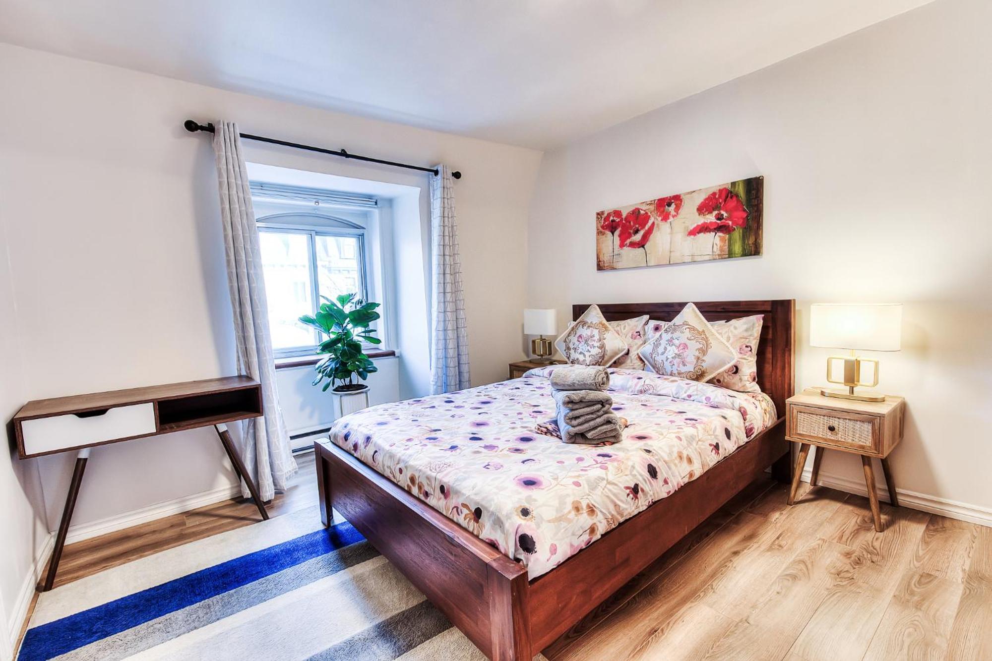 Apartment Stunning 3br Apartment, Free Parking, *