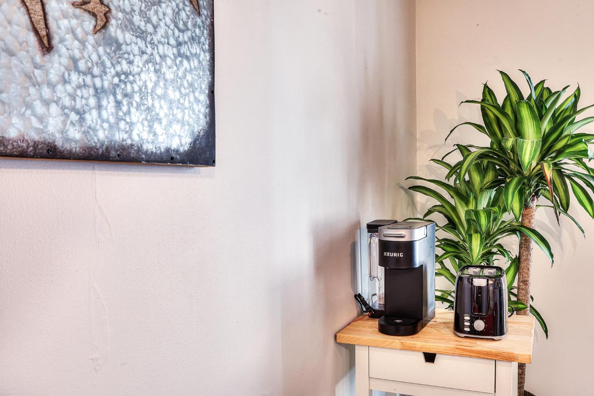 Stunning 3br Apartment, Free Parking, Apartment Montreal