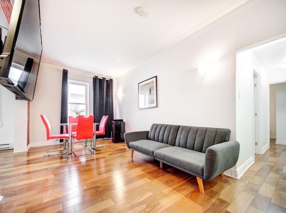 Cozy & Stylish 2br-condo 2 Min From Bell Center D7 Apartment Montreal