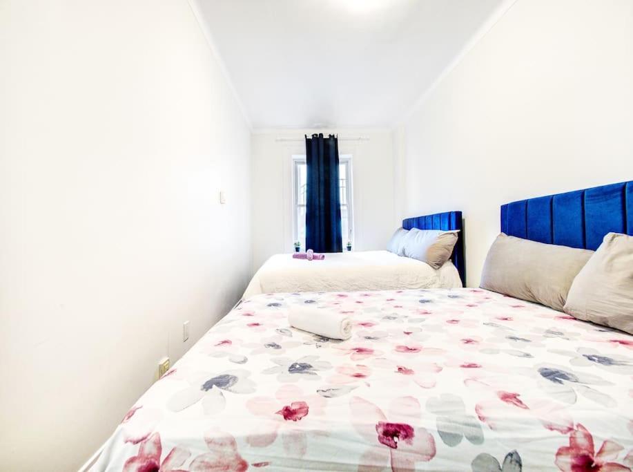 Cozy & Stylish 2br-condo 2 Min From Bell Center D7 Apartment *