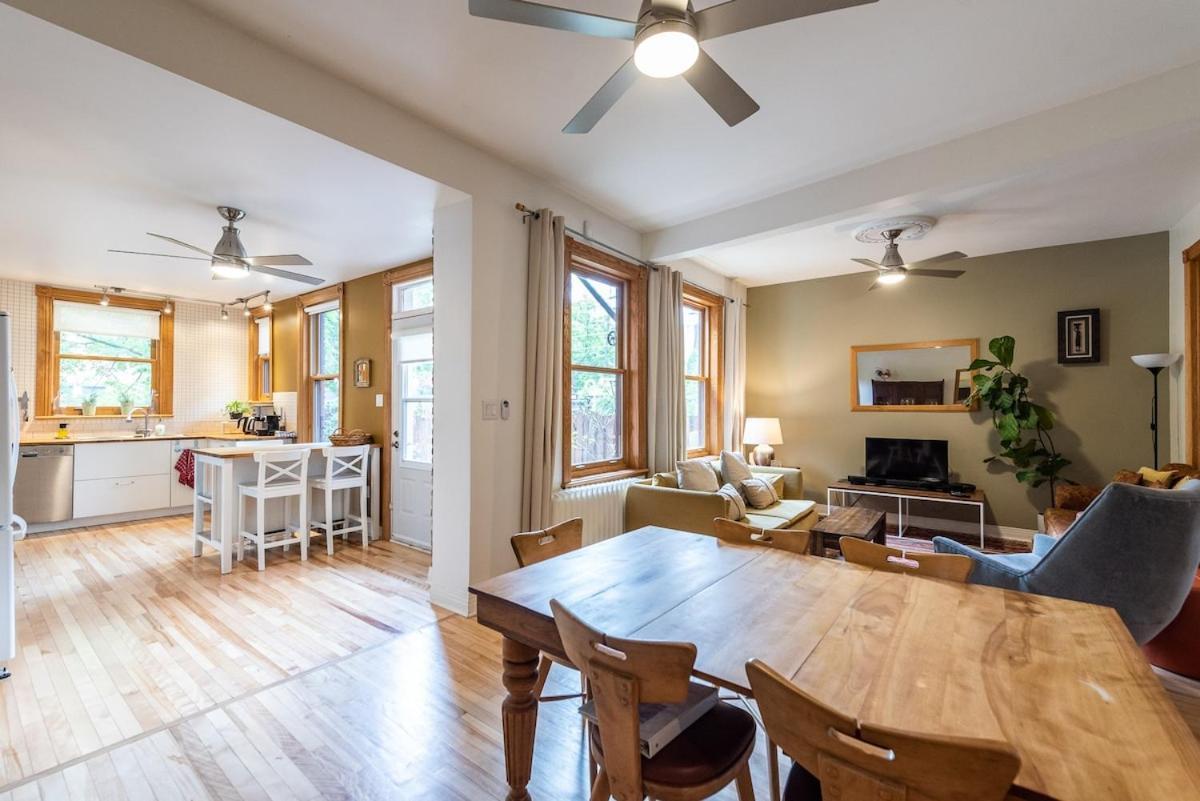 Spacious 2-level 4 Bedroom Near Jean-talon Market, Pets Welcome! *
