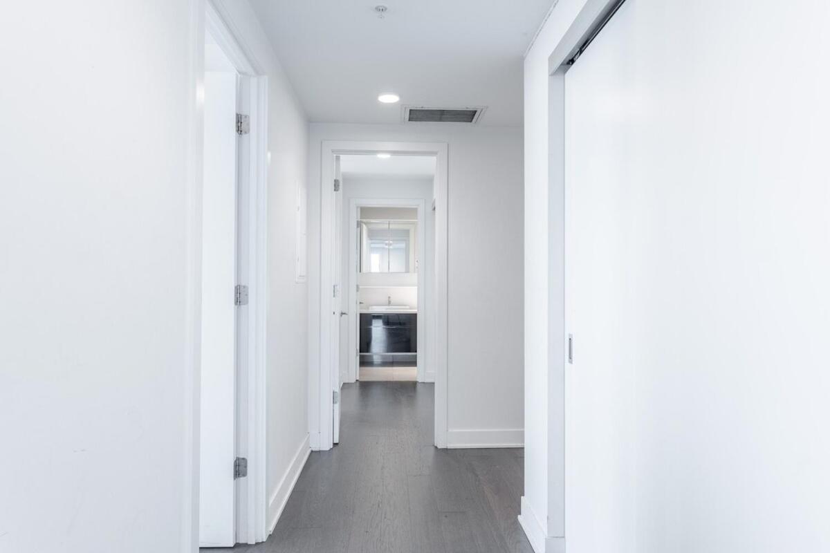 Apartment 3 Bd Penthouse With View