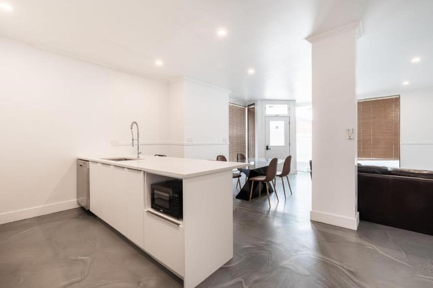 Apartment Spacious 3 Bedroom - 1897