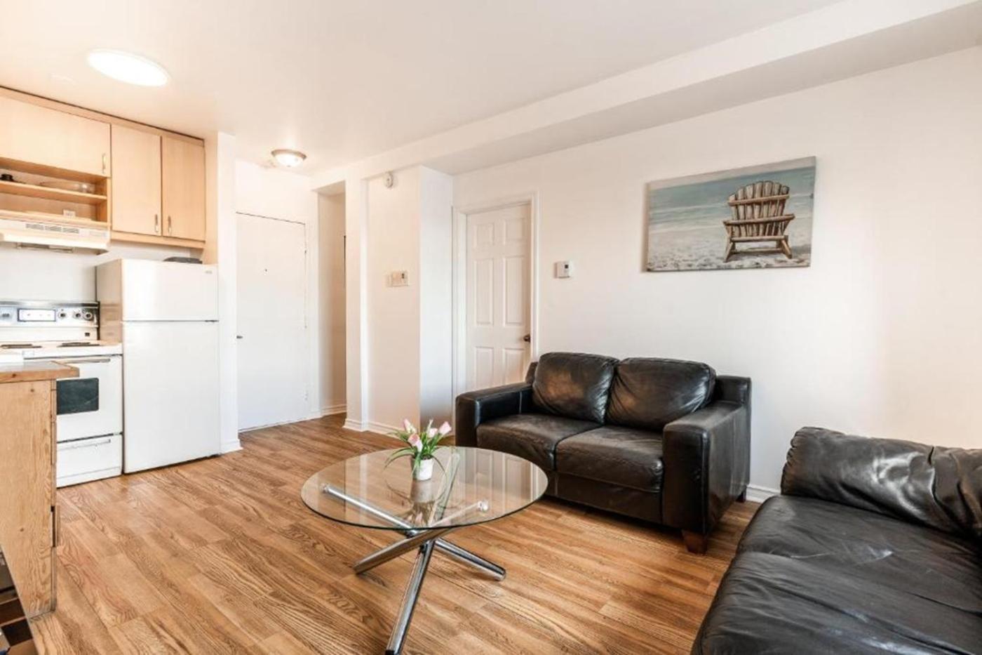 Apartment Petite With Two Beds Near Downtown 105