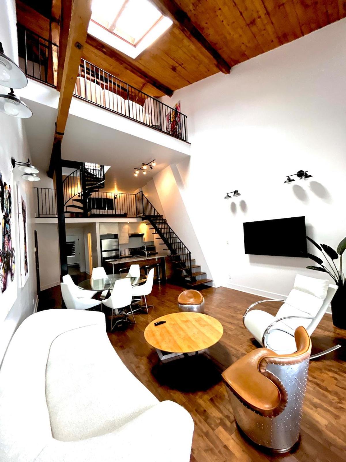 Apartment 3 Floor Waterfront Ph Old Mtl Montreal