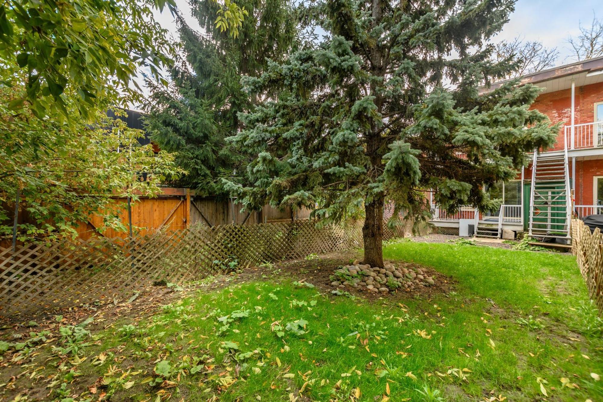 Casamaia - Charming Duplex By The Canal Lachine Apartment *