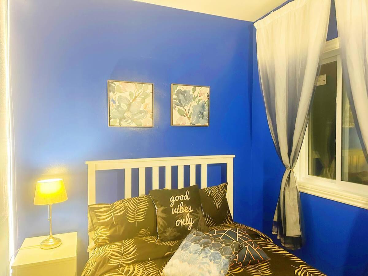 St Denis Unit 3-blue Dream Apartment Montreal