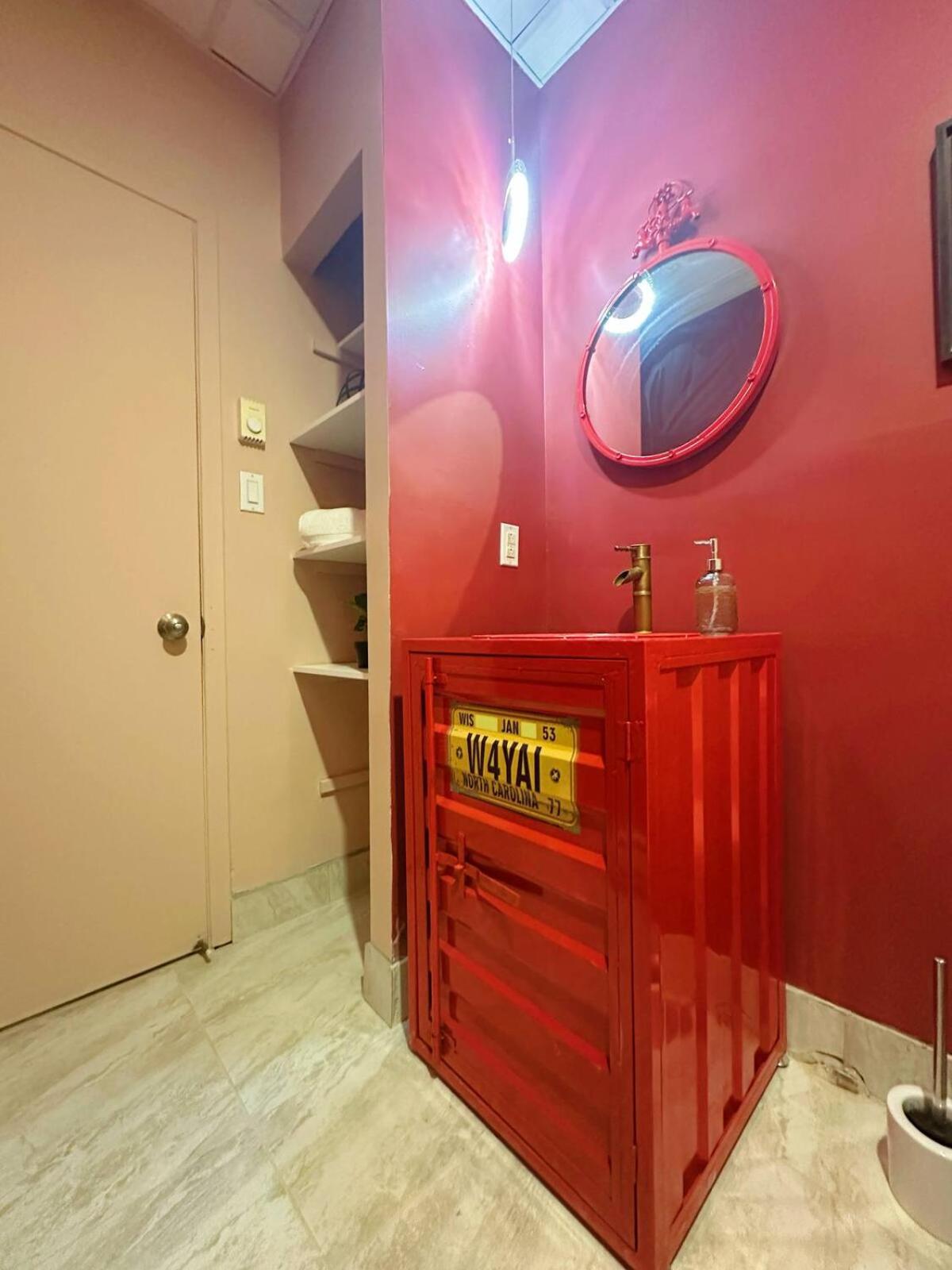 St Denis Unit 3-blue Dream Apartment *