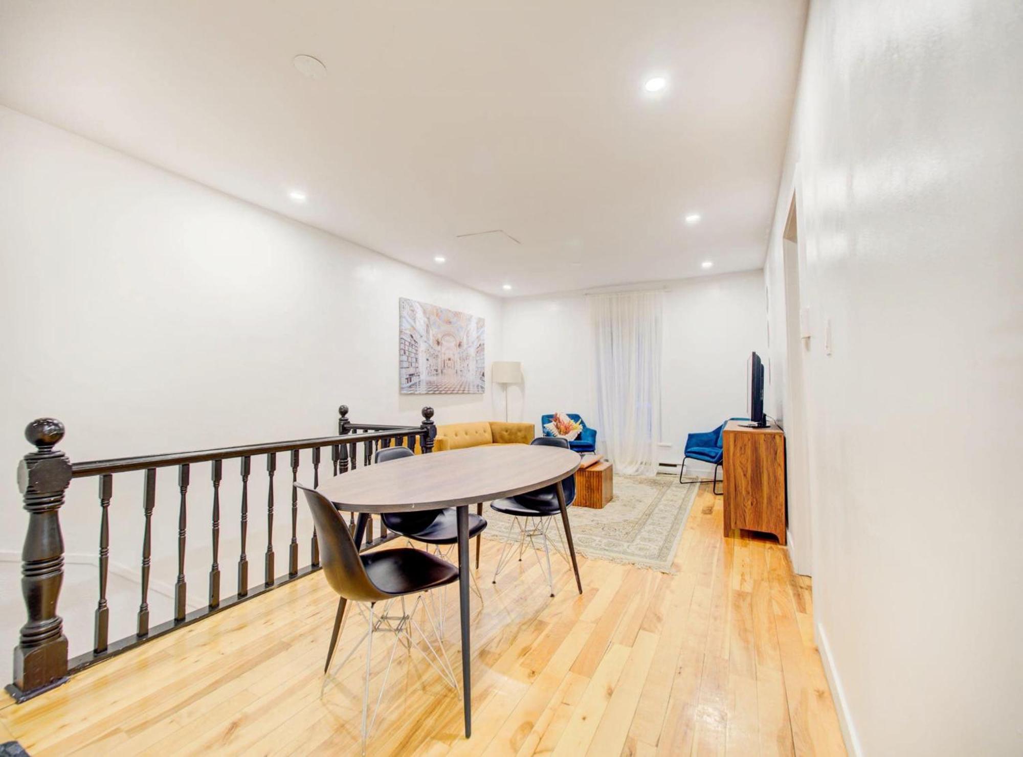 Apartment Retreat