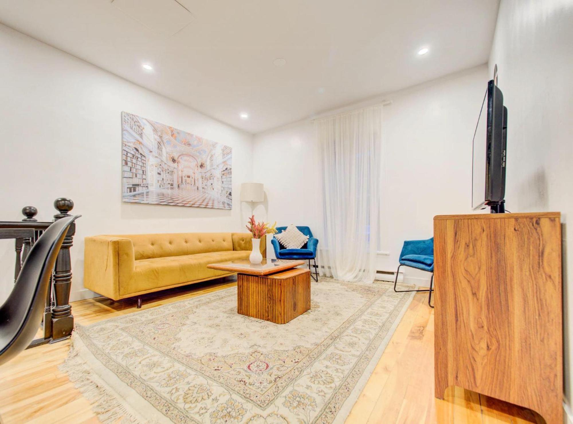 Apartment Retreat *