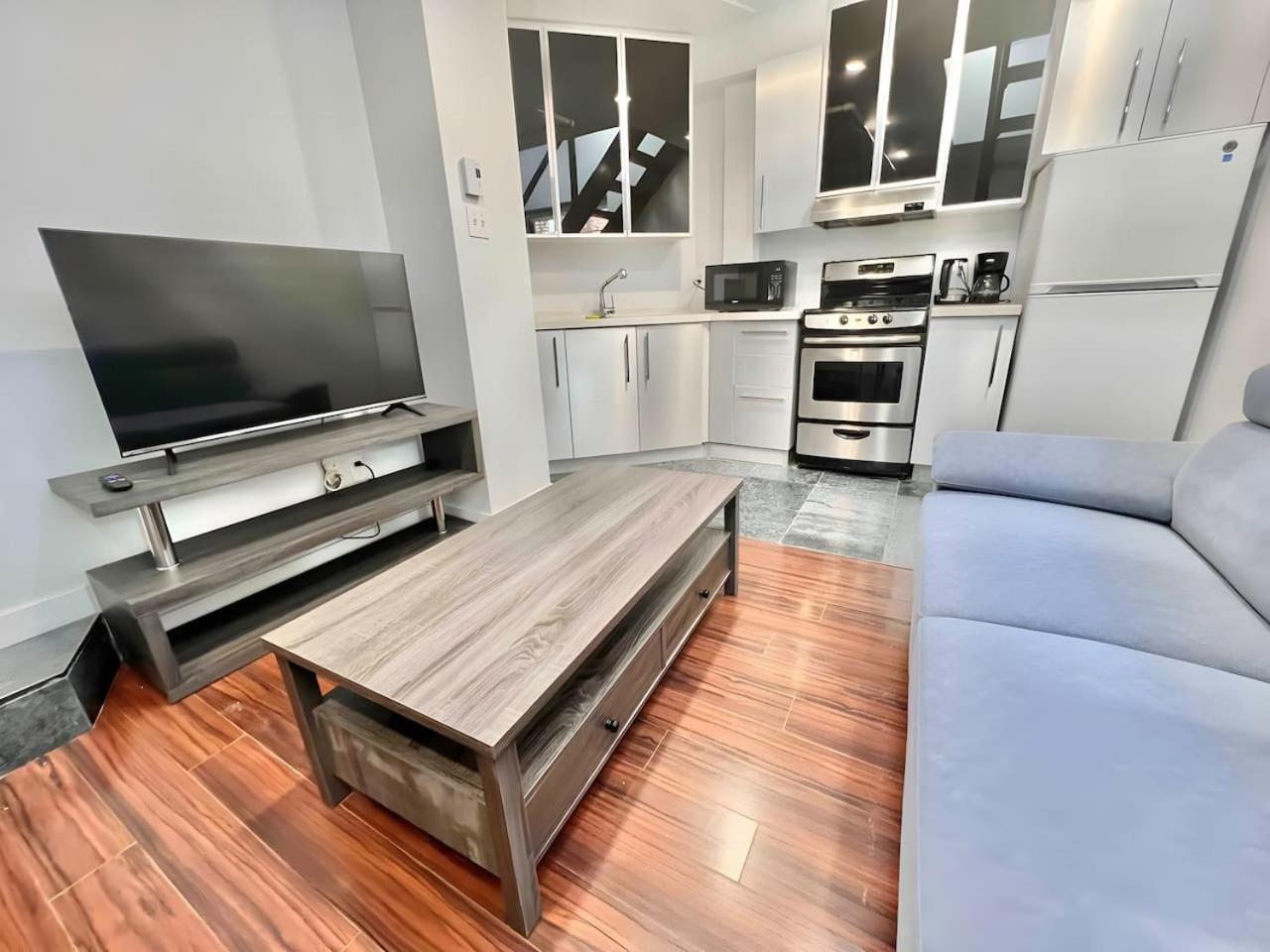 1bdr Mezzanine-bishop-vibe Mtl Zx7 * Montreal