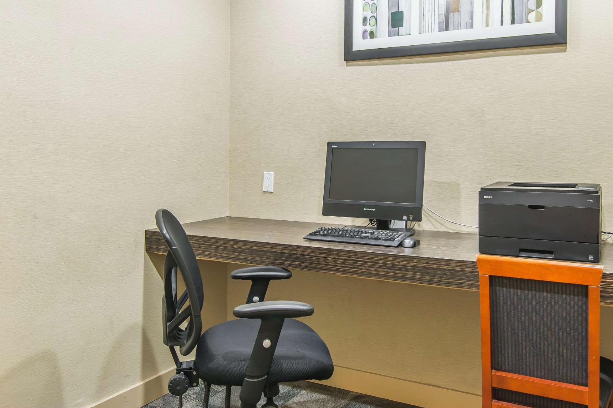 Comfort Downtown 3*