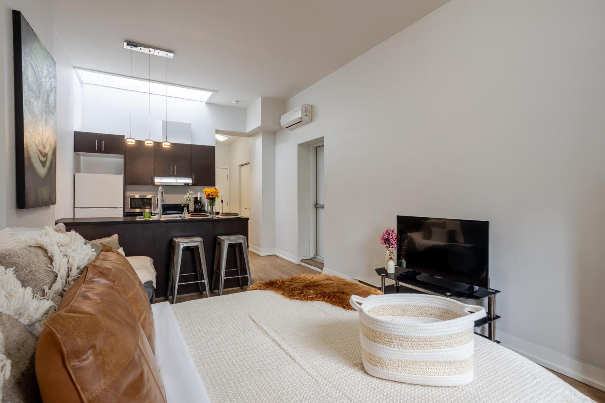 Apartment Cute On Bishop - Hot Spot Dtown Mtl Zw3 *