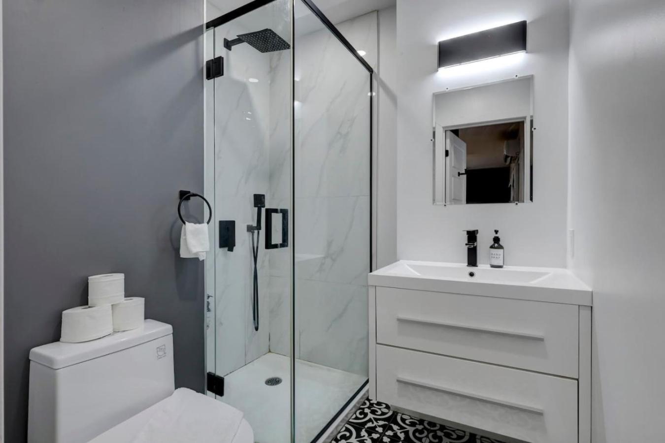 Elegant 4br On In The Plateau Mtl Zj9
