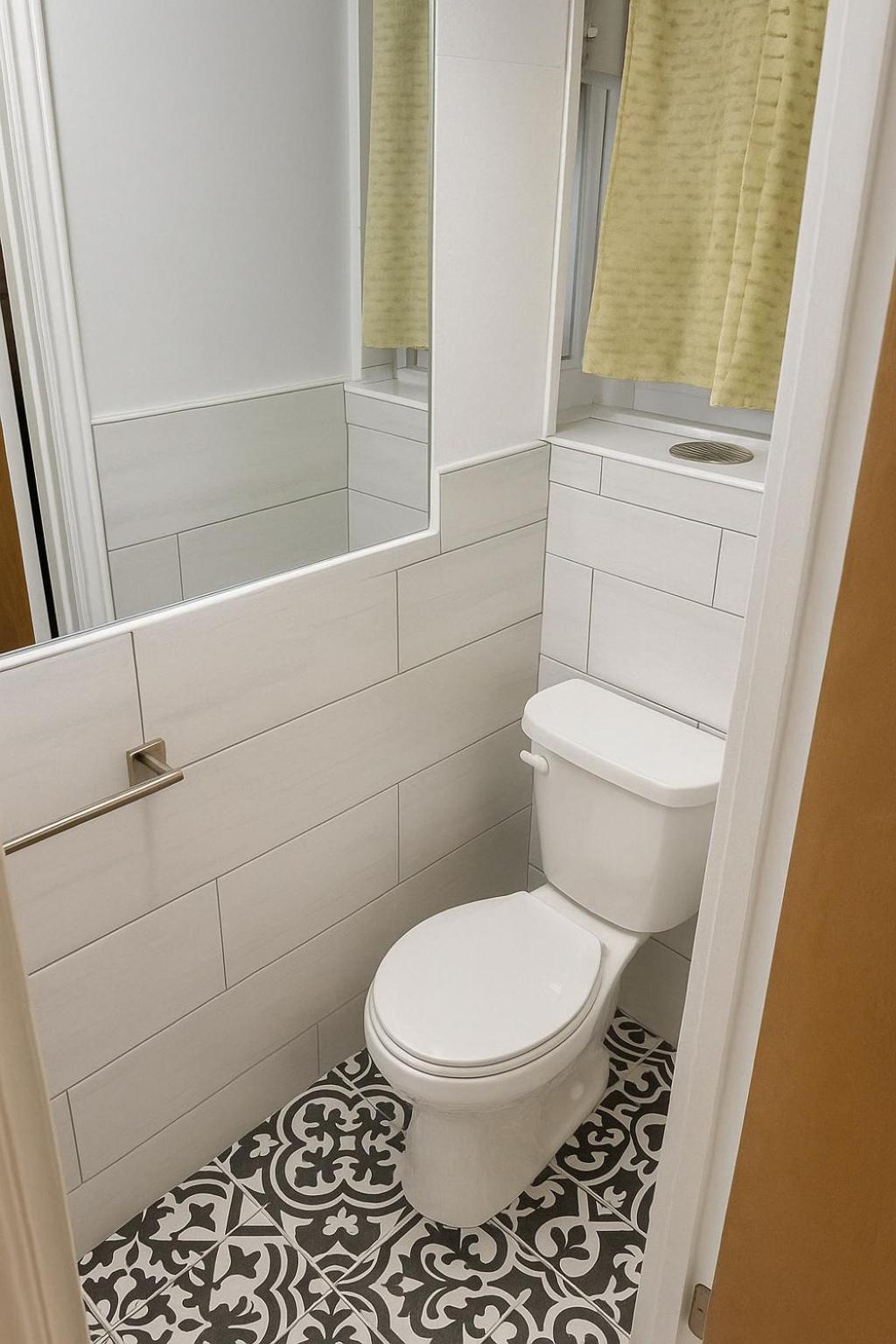 Apartment Stylish Furnished Modern Studio, Bright And Spacious 20 Minutes From Downtown