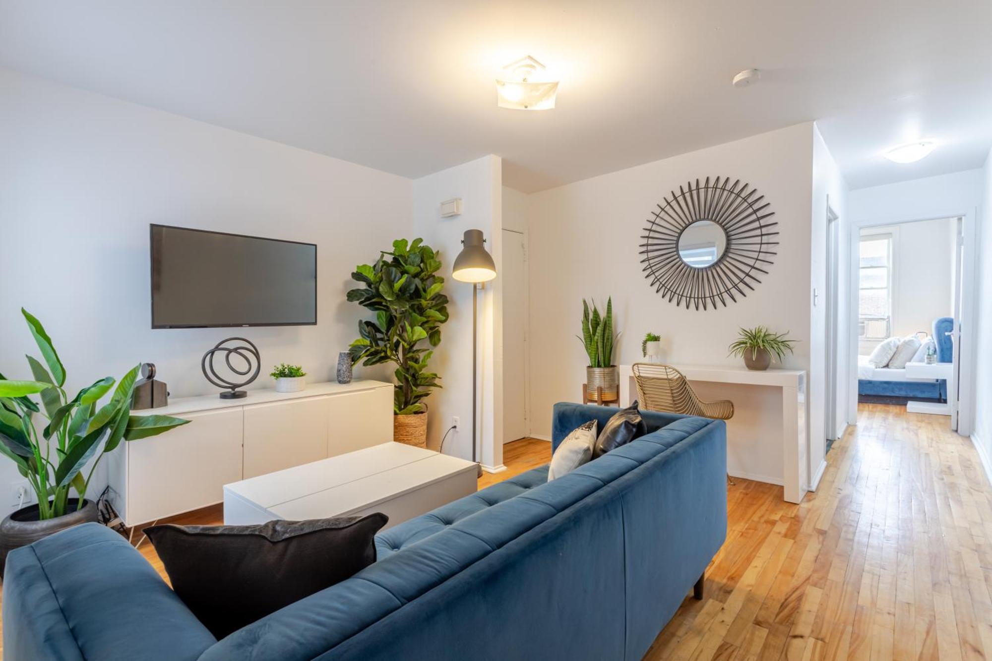 Stunning 2b In Plateau Mont-royal Zb6 Montreal