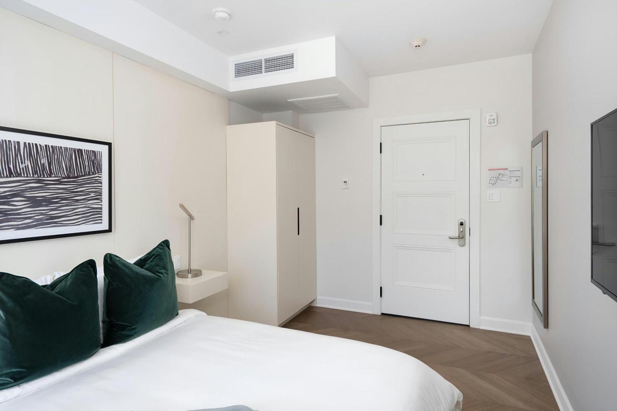 Sonder By Marriott Bonvoy La Galerie Hotel 4*