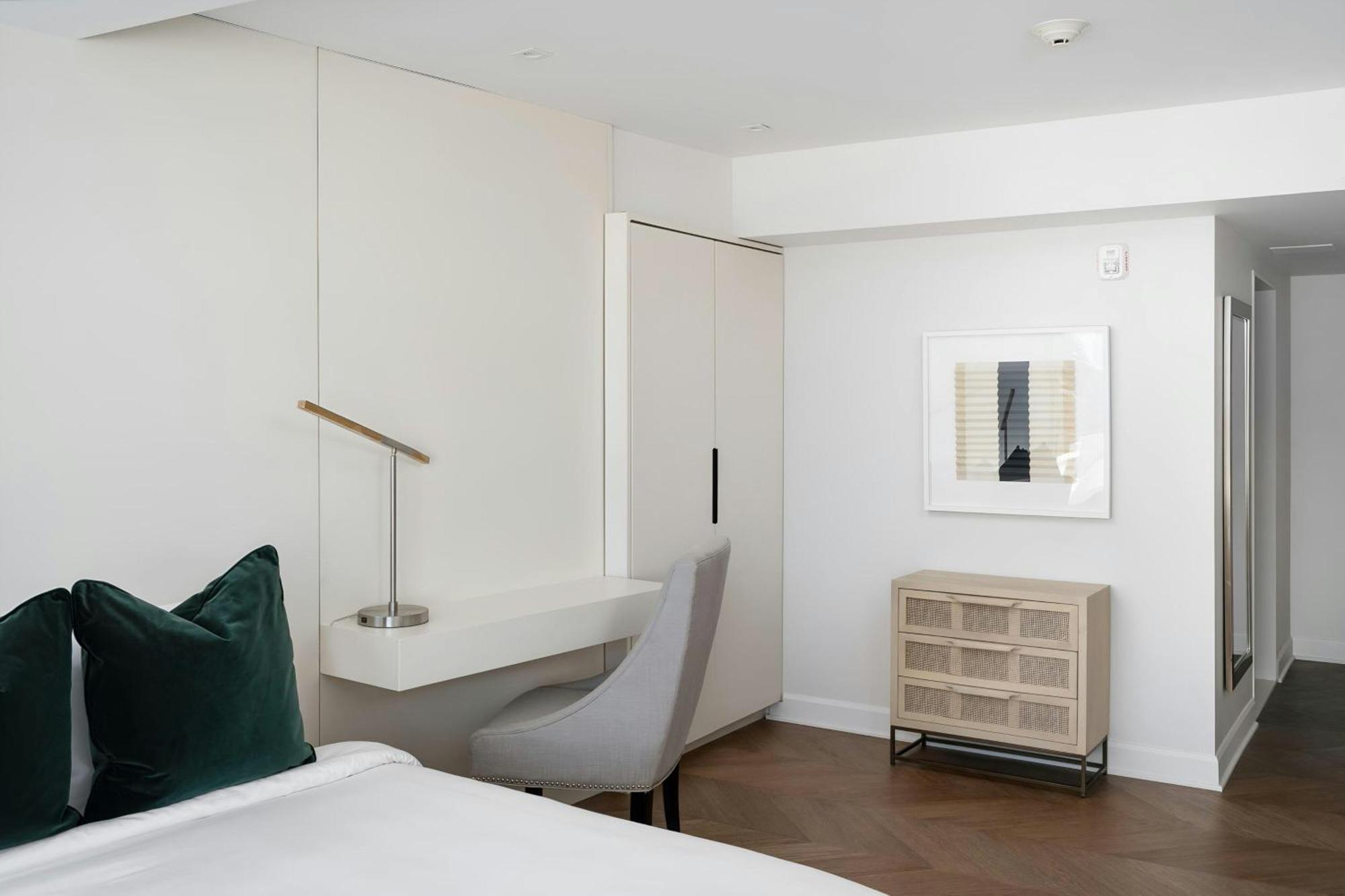 Sonder By Marriott Bonvoy La Galerie Hotel