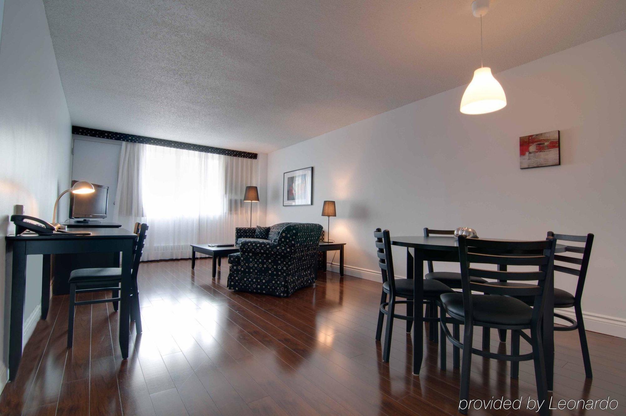 Hotel La Tour Belvedѐre Montreal