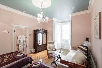 La Petite Prune 2* Montreal