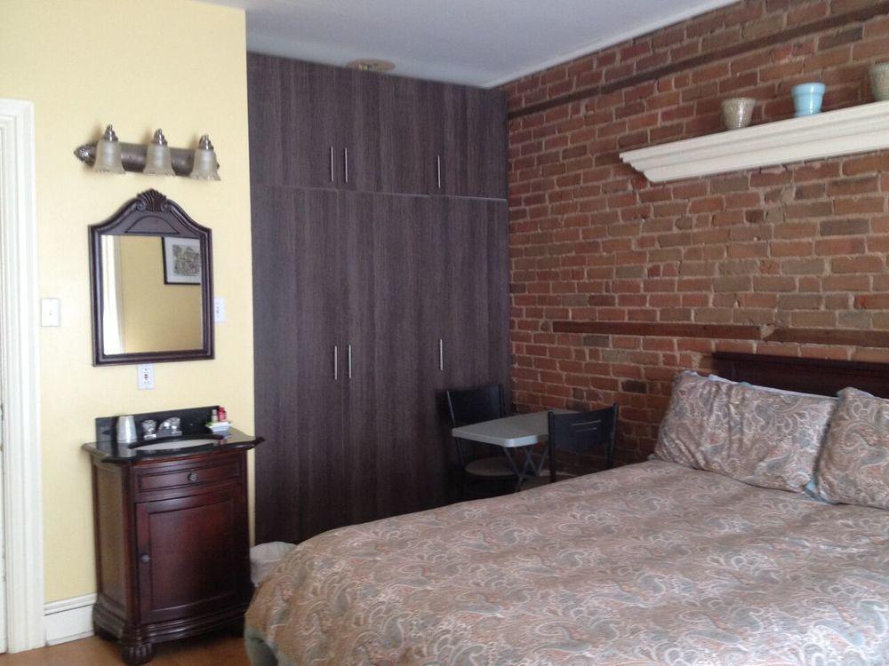Maison Brunet 2*