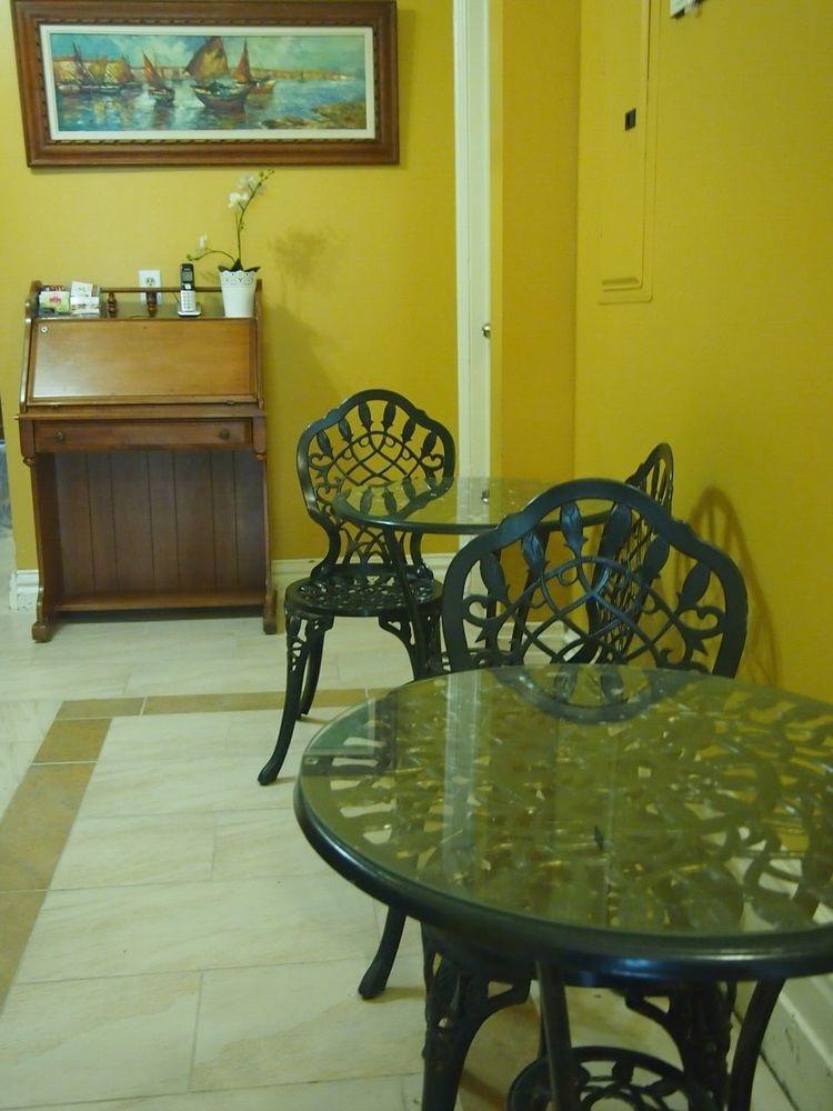 Maison Brunet Hotel 2*