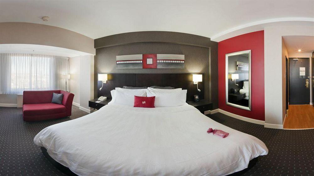 Armon Plaza Airpt, Trademark Collection By Wyndham Hotel Montreal