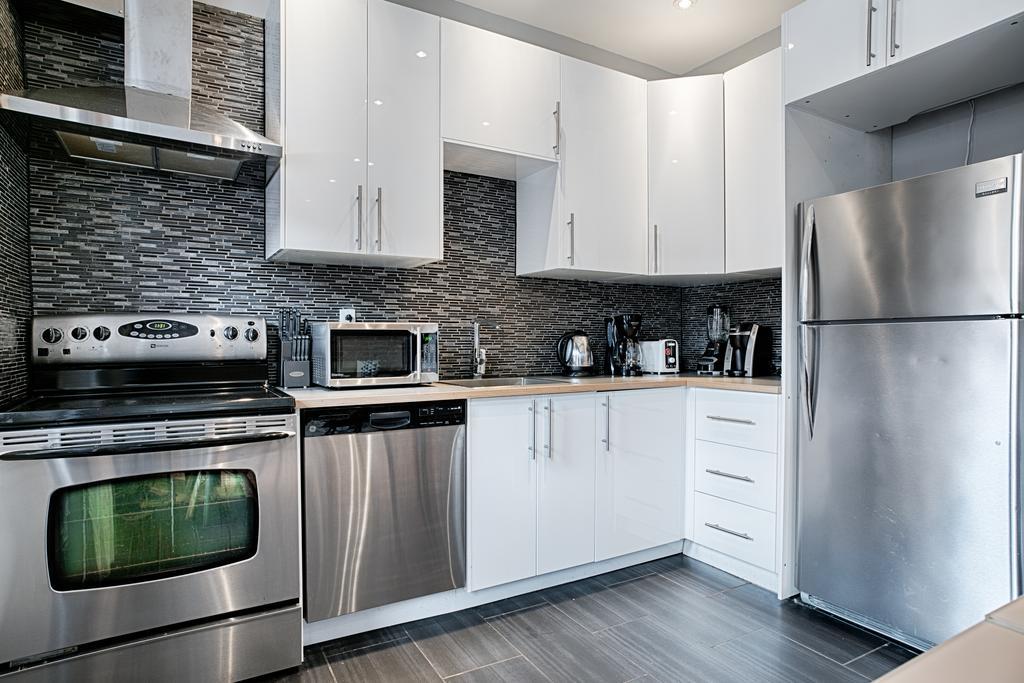 Sonder — Bullion Suites Aparthotel Montreal