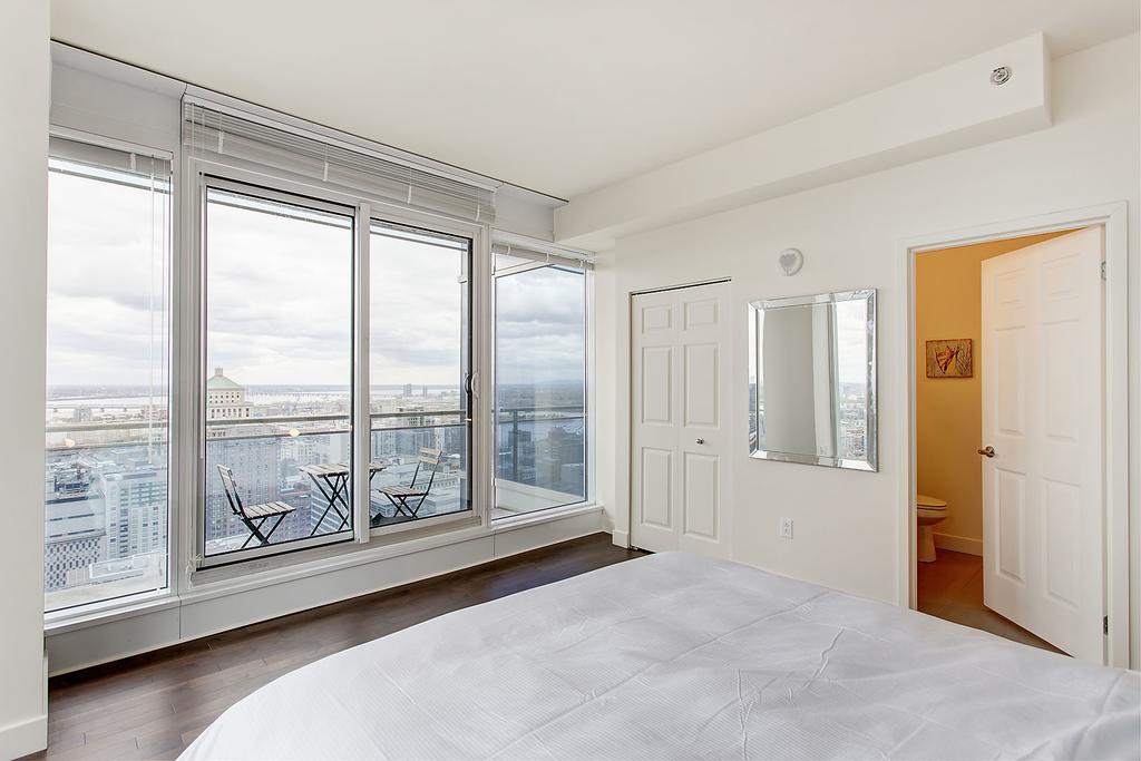 Apartment Bleury Furnished Montreal