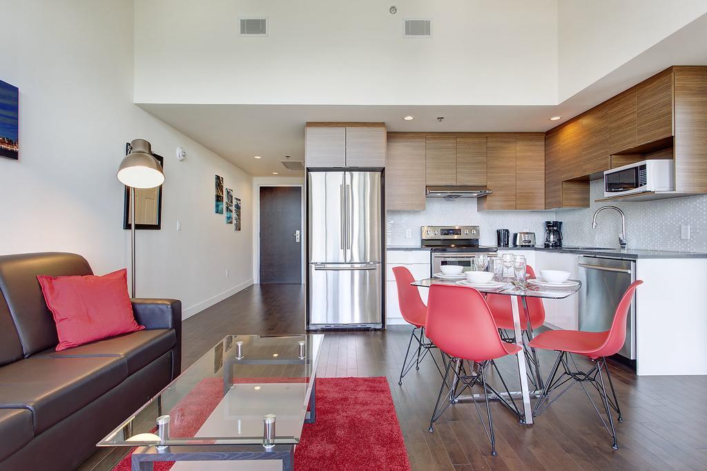 Bleury Furnished Apartment *